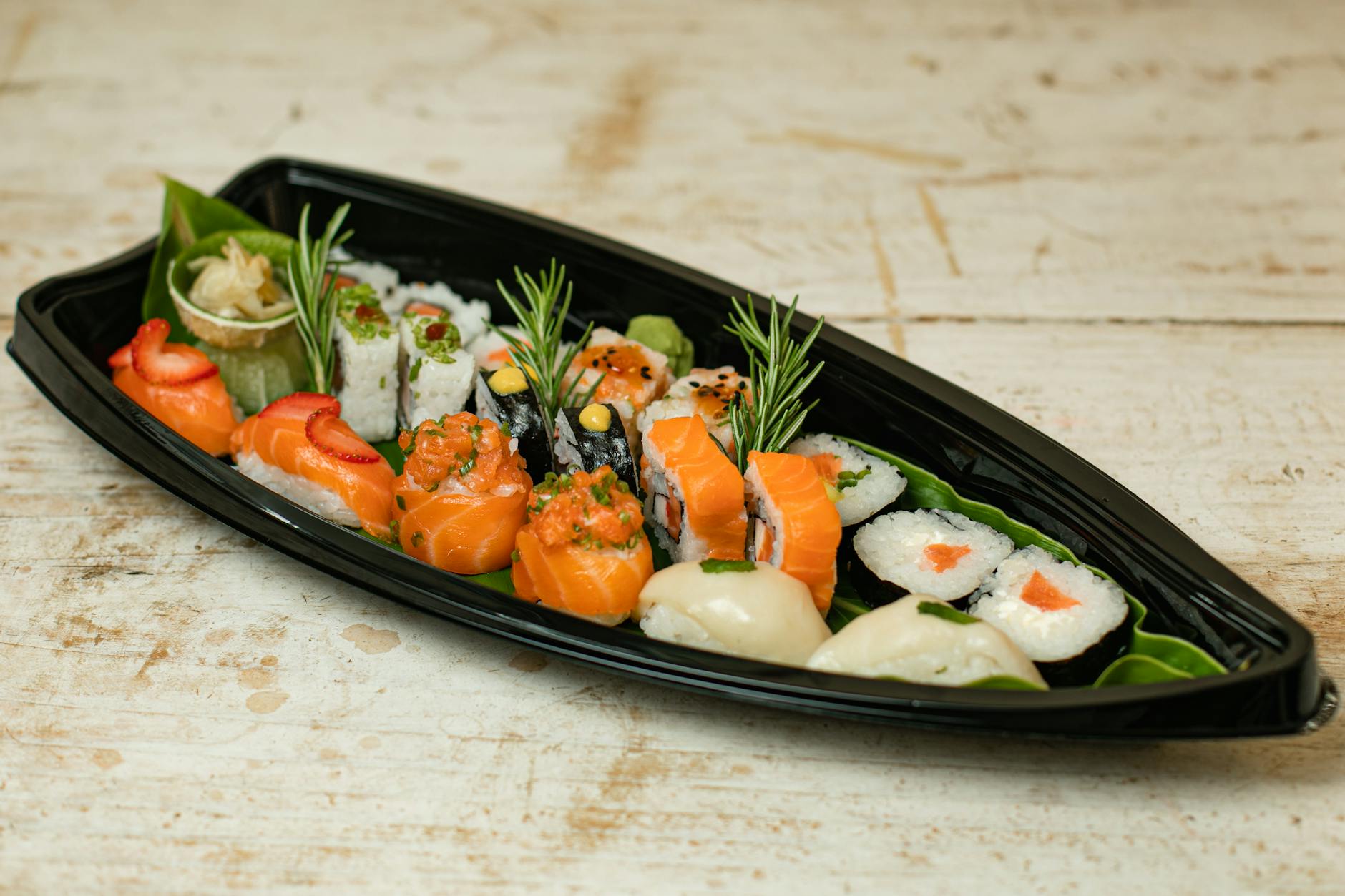 Sushi maison ou restaurant : comment faire le bon choix ?